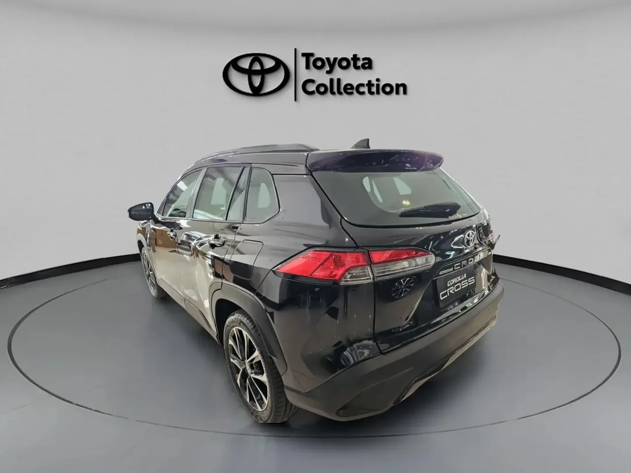 Toyota corta R$ 14.568,56 do Corolla Cross XRE em oferta para PcD