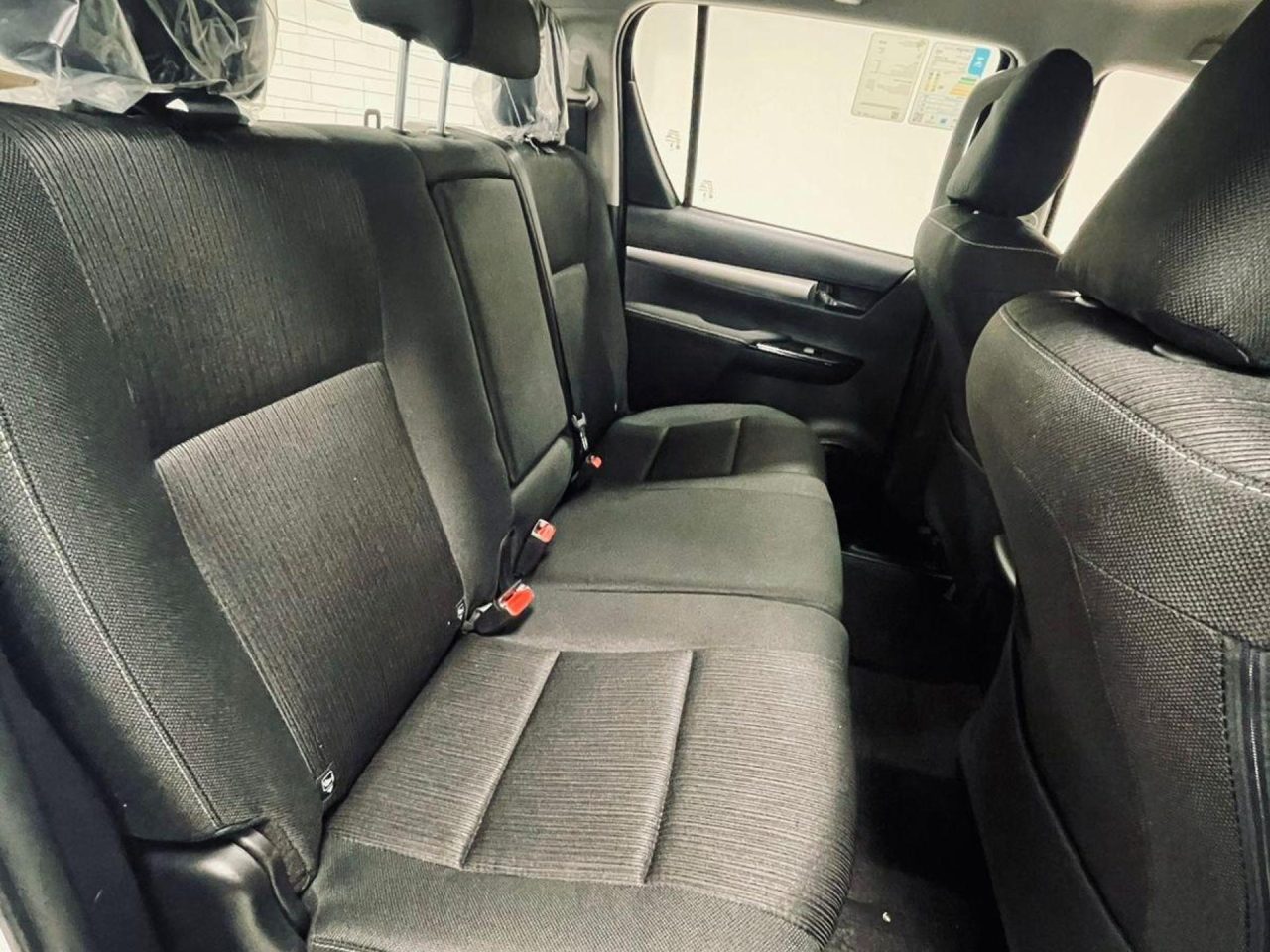 Hilux Power Pack MT fica R$ 64.949,70 mais barato para CNPJ após redução da Toyota