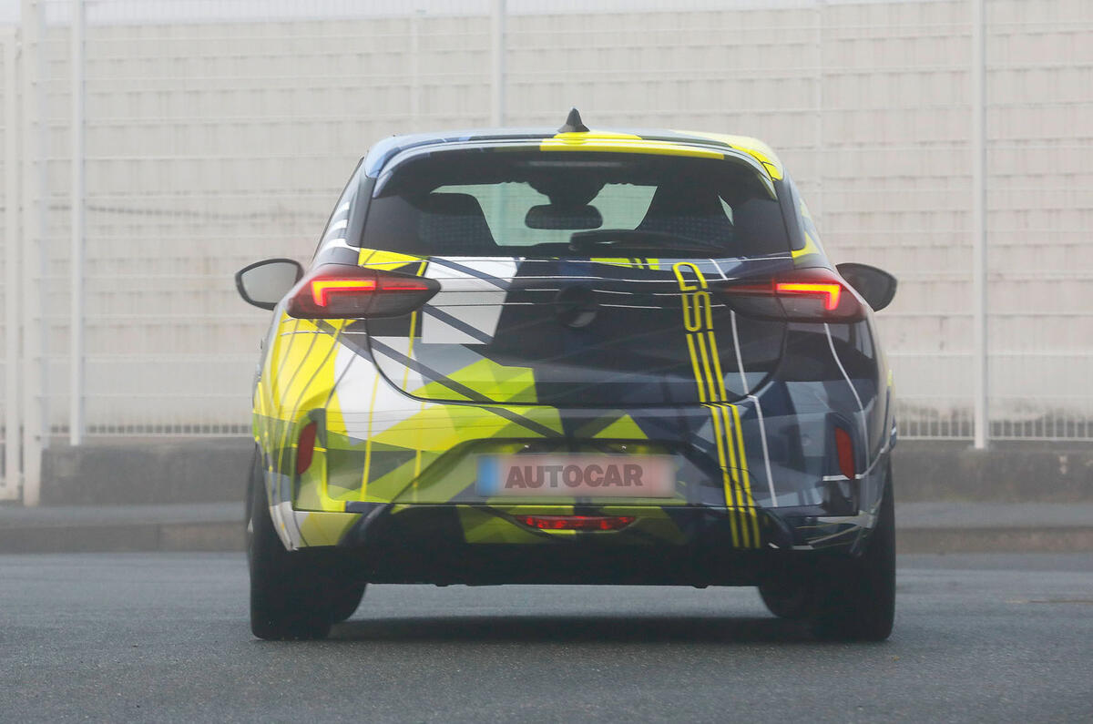 Corsa GSE é apresentado pela Vauxhall com estilo radical e proposta esportiva