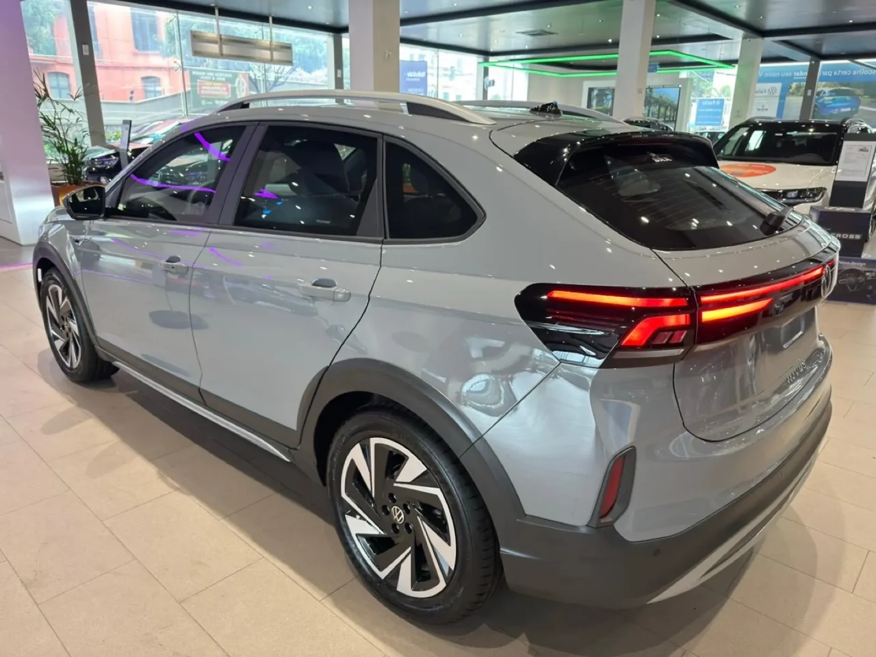 Volkswagen Nivus Highline ganha desconto de R$ 17.219,00 para CNPJ em março