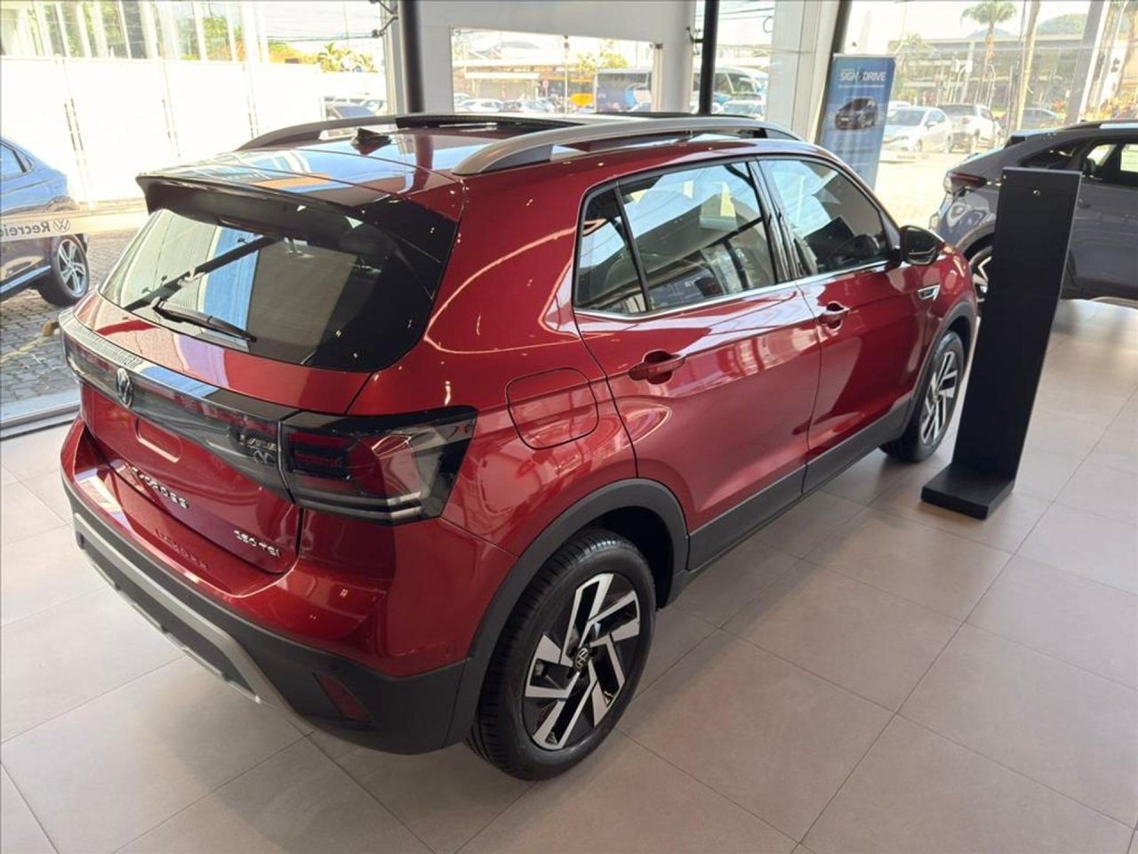 Volkswagen T-Cross tem preços atualizados para PcD em abril