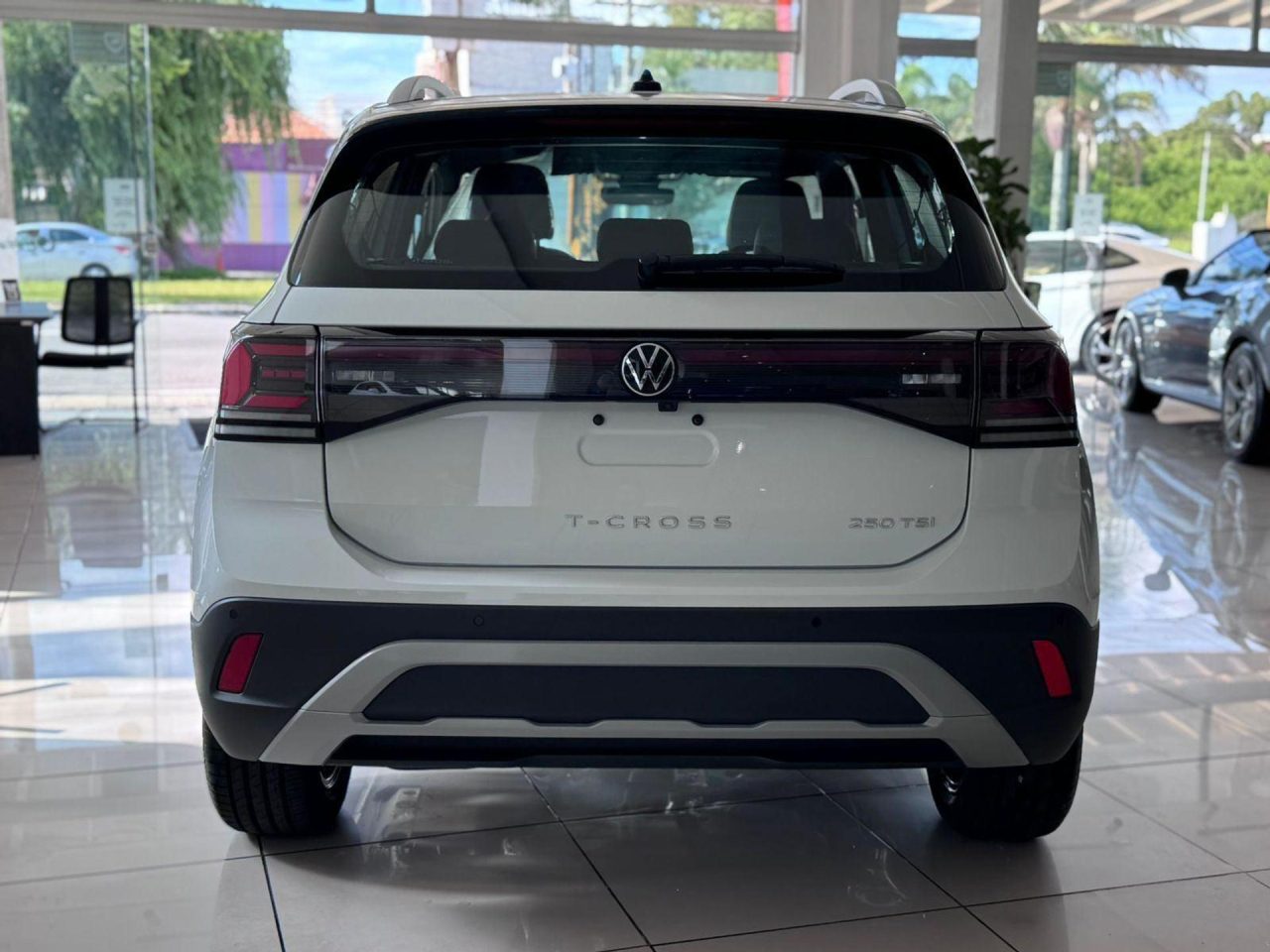 Volkswagen T-Cross 200 TSI AT fica R$ 30.294,99 mais barato para PcD em março