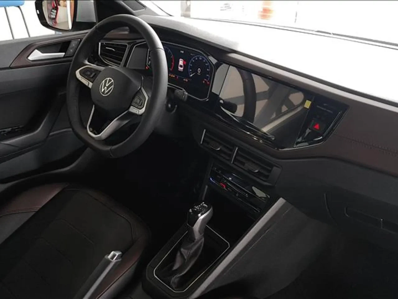 Volkswagen Virtus Highline libera desconto de R$ 31.800,63 para clientes PcD