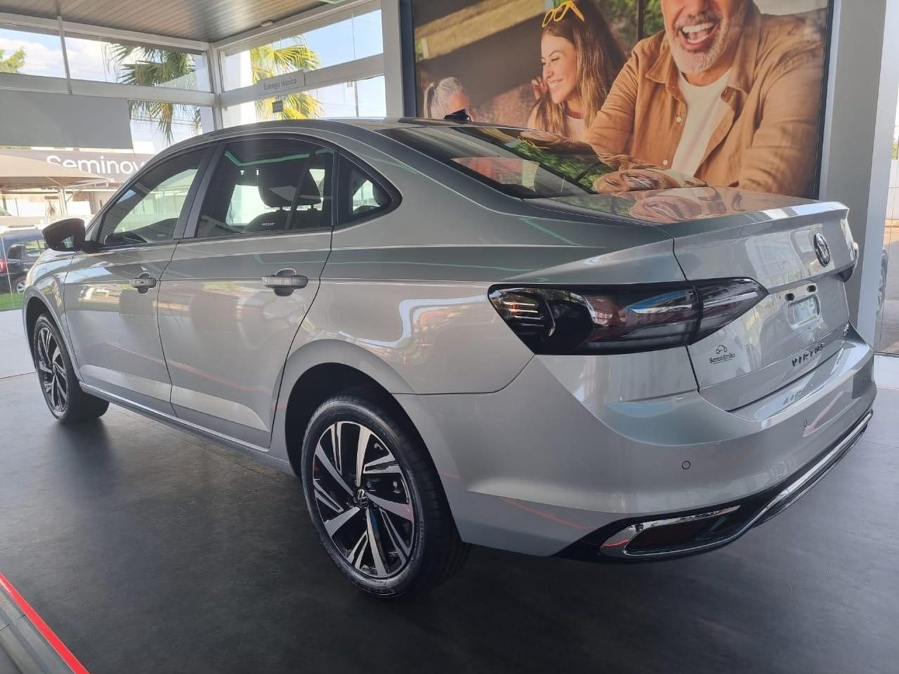 Volkswagen concede R$ 19.426,80 de desconto no Virtus Highline para CNPJ em março