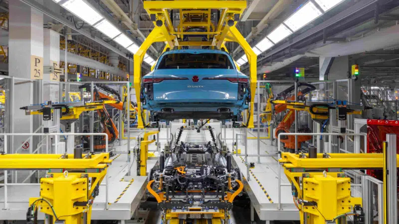 Volkswagen inicia produção do ID. Unix 08 na China com tecnologia da Xpeng