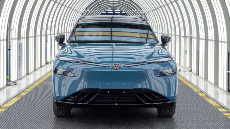 Volkswagen inicia produção do ID. Unix 08 na China com tecnologia da Xpeng