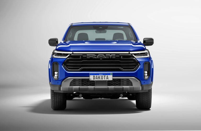 Nova Dakota Laramie Night Edition chega com estilo marcante e acabamento diferenciado