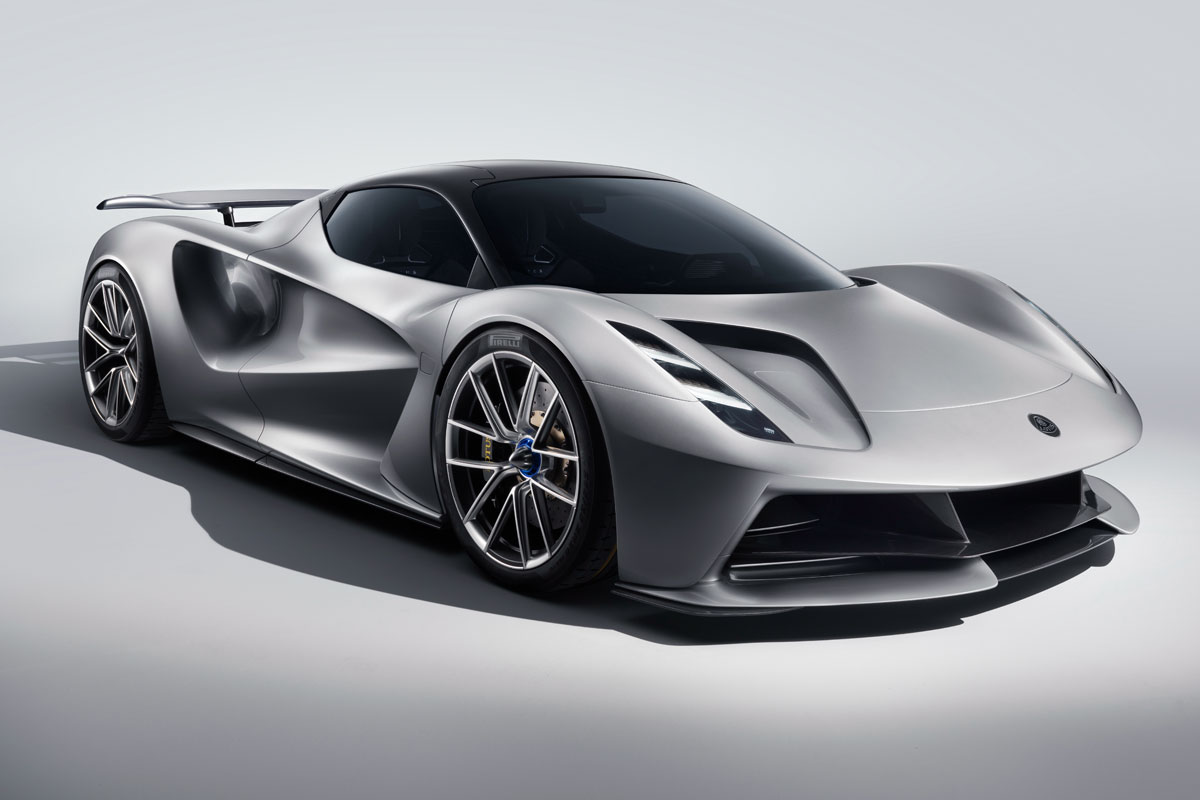 Lotus desembarca no Brasil e entra no radar da Porsche com modelos de alta performance
