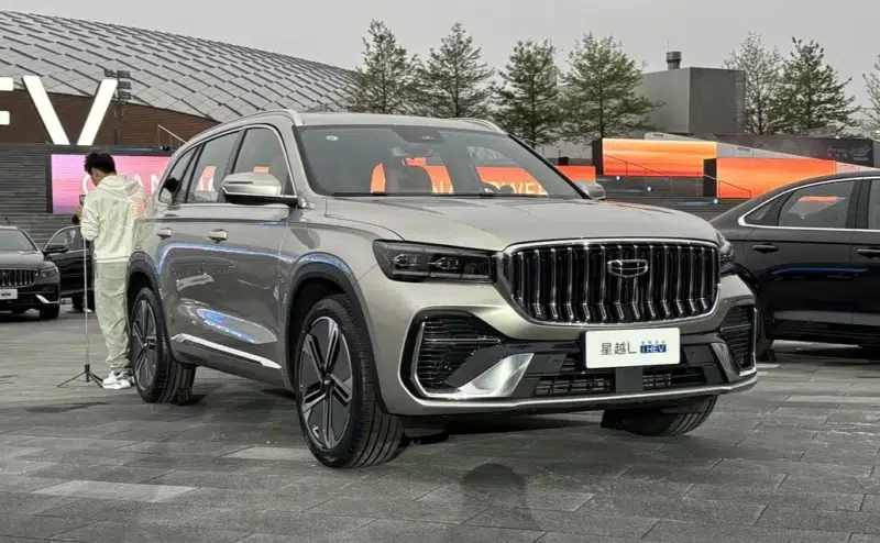 Geely Monjaro i-HEV chega em pré-venda com sistema híbrido de alta eficiência