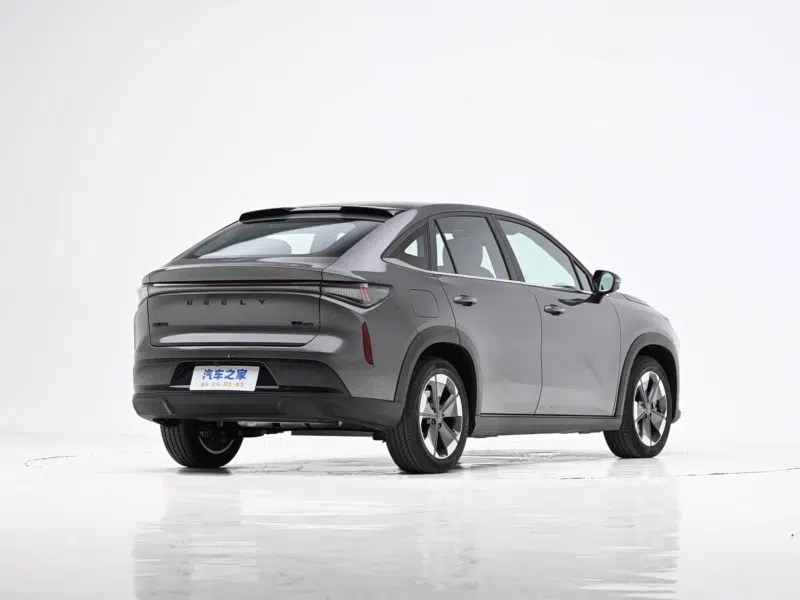 Geely lança Boyue EREV com 375 km de autonomia elétrica e recarga rápida em 15 minutos