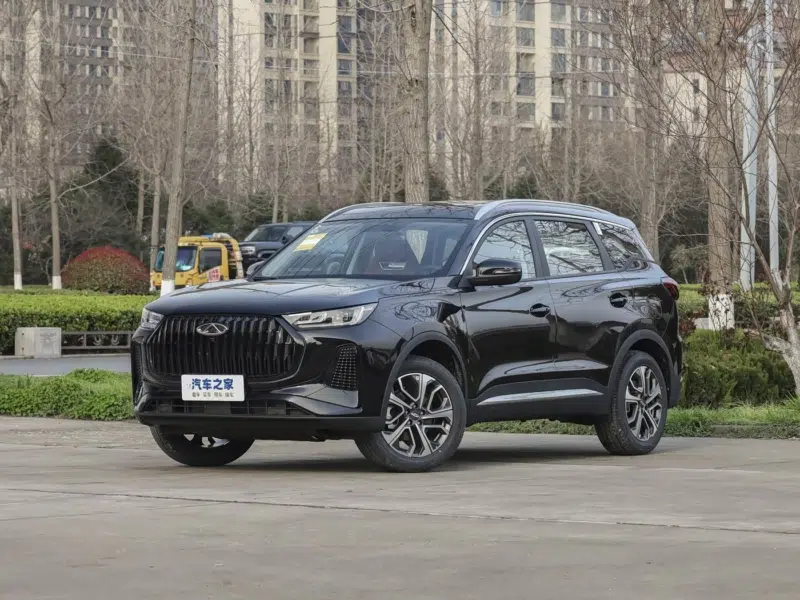 Novo Chery Tiggo 7 estreia com motor turbo potente e tela curva de 24,6"