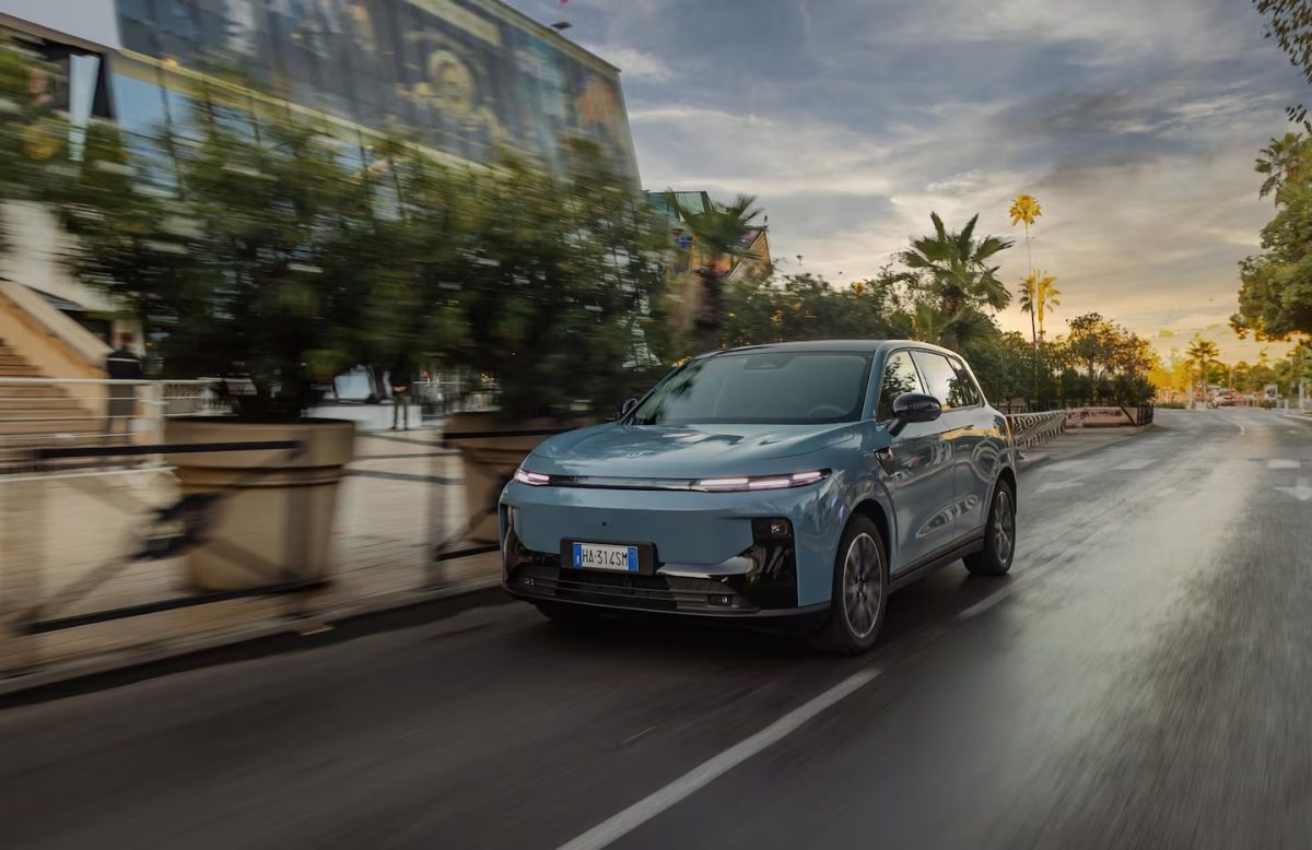 Stellantis acelera acordo com Leapmotor para desenvolver elétrico da Opel