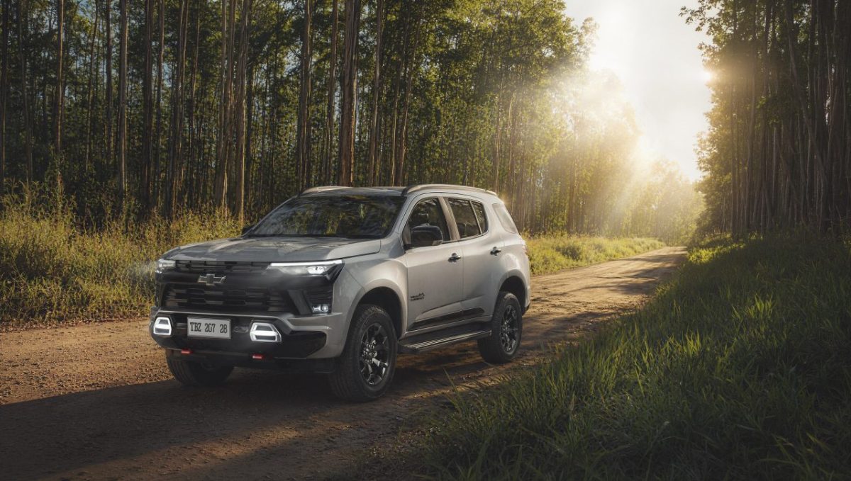 Chevrolet Trailblazer Midnight estreia com foco ampliado no off-road