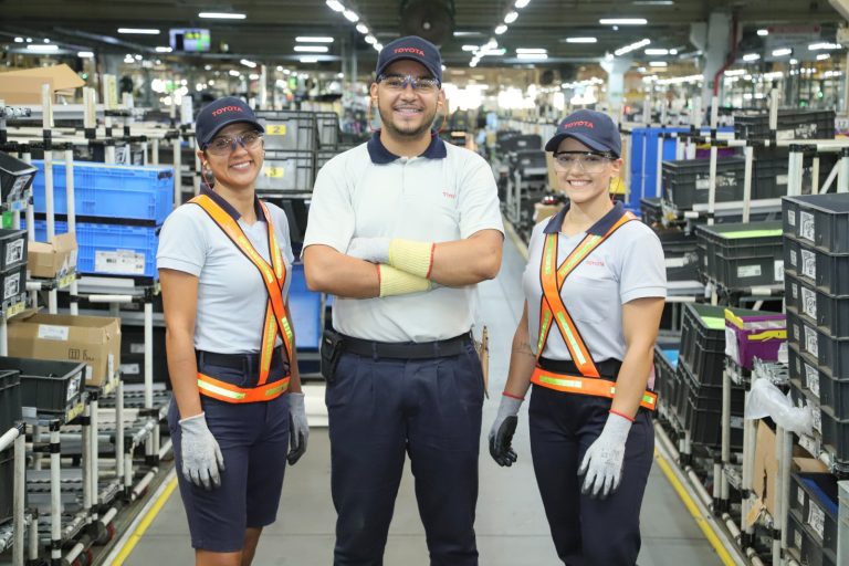 Toyota reforça operações no Brasil com 230 vagas e plano de criar mais 600 empregos