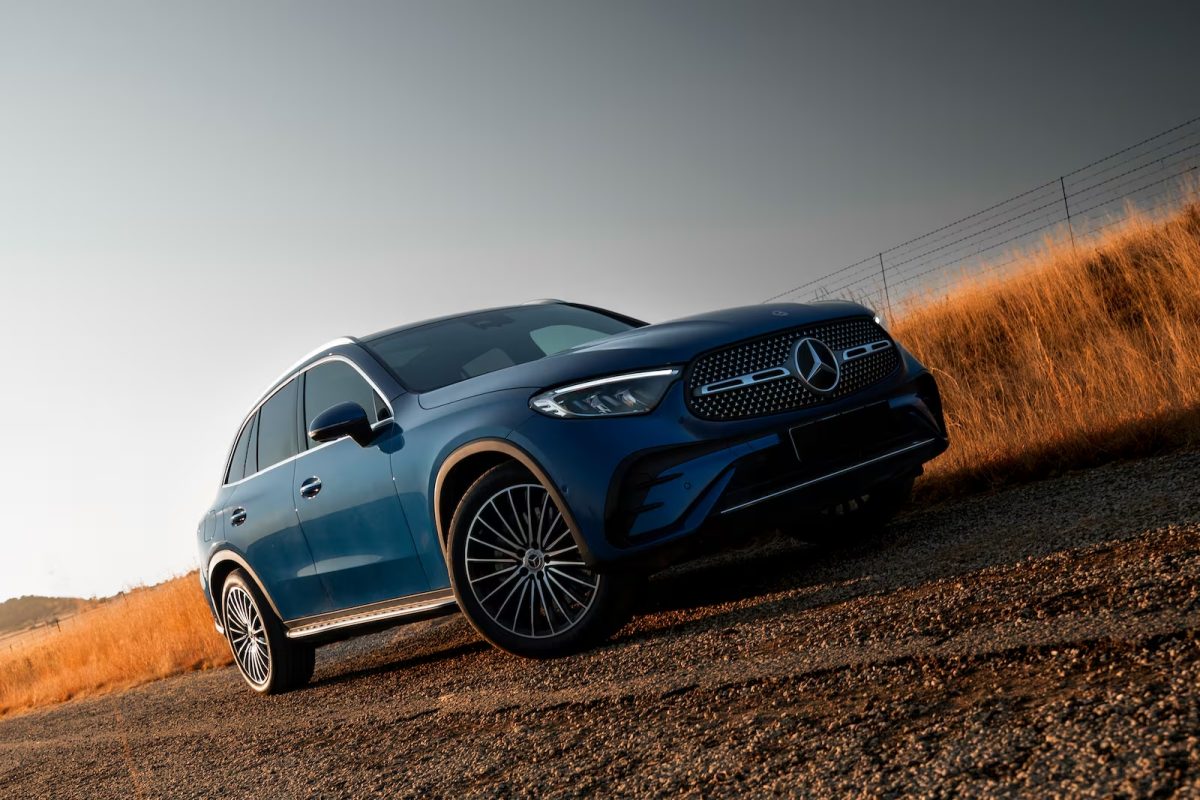 Mercedes-Benz anuncia investimento de US$ 4 bilhões em fábrica nos EUA
