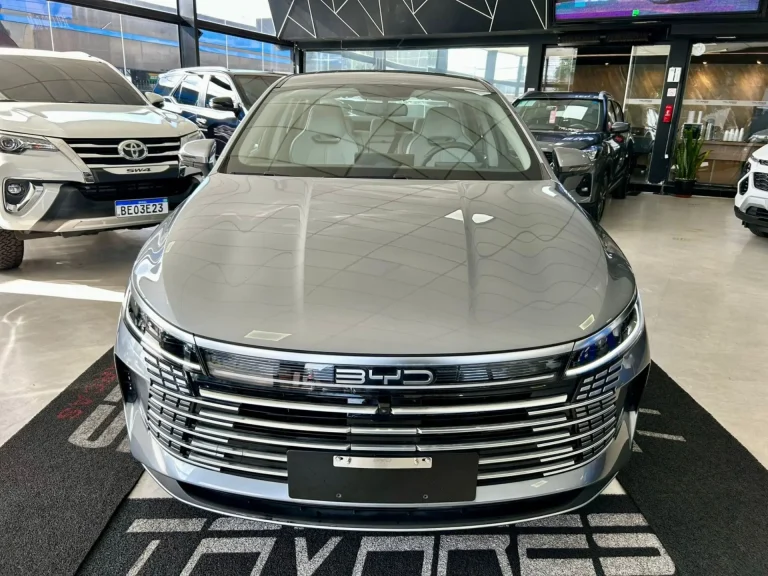 BYD baixa preço do King em até R$ 25 mil e híbrido já custa R$ 147 mil