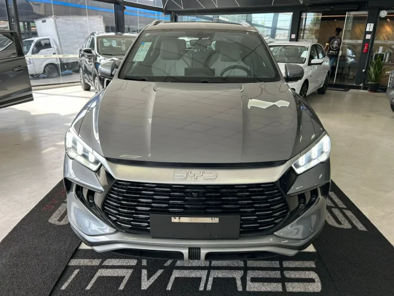 BYD dá R$ 41.000,00 de desconto no Song Pro para PcD em abril