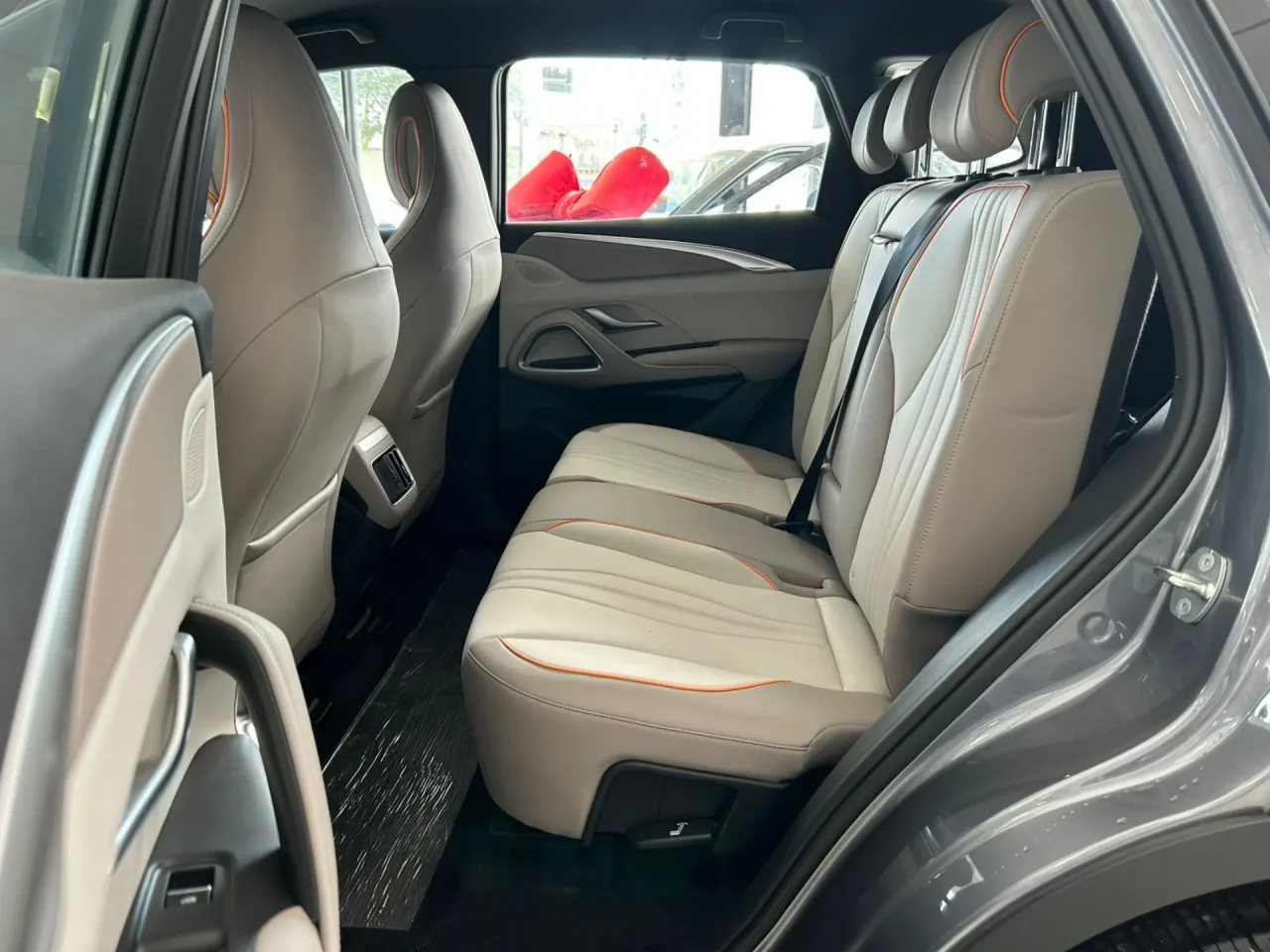 BYD dá R$ 41.000,00 de desconto no Song Pro para PcD em abril