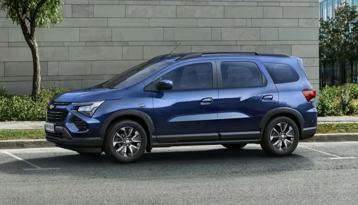 Nova Chevrolet Spin 2027 traz versão LTZ de cinco lugares como destaque