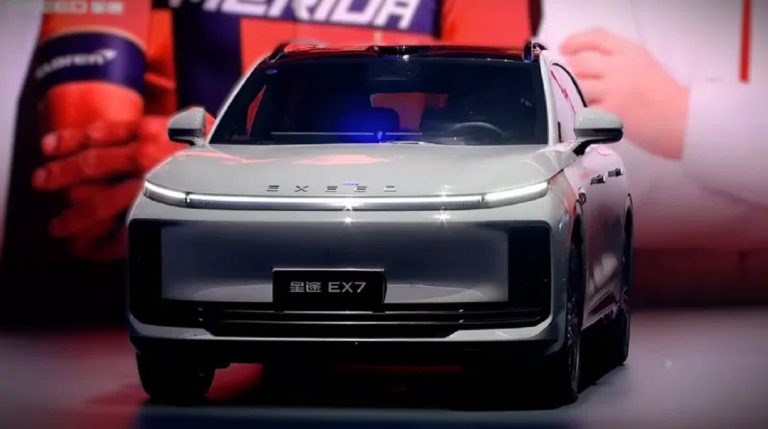 Chery Exeed EX7 estreia com freios eletromecânicos e autonomia de até 1.520 km