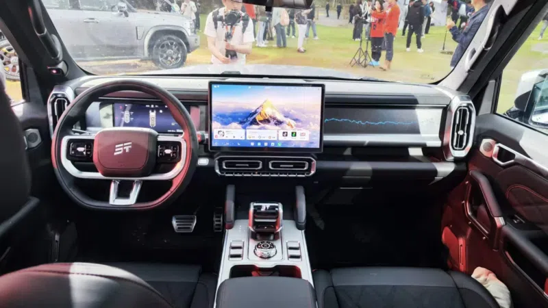 Jetour abre pré-venda do Traveller Plus e do C-DM PHEV com multimídia de 15,6” na China