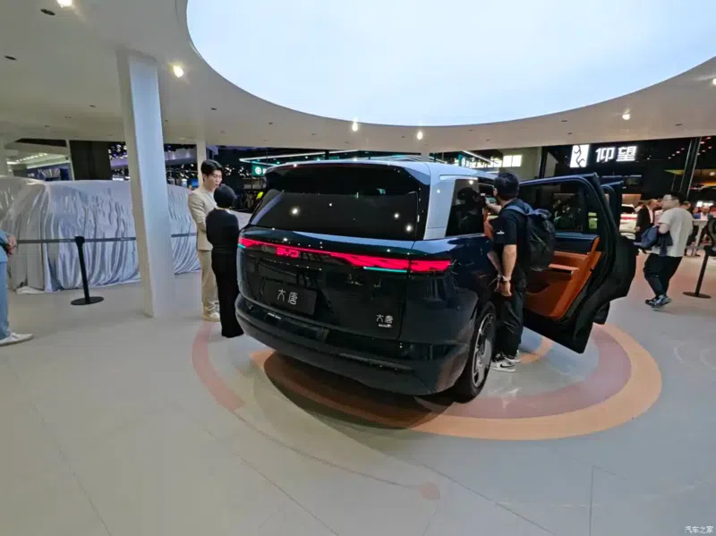 BYD dá início à pré-venda do Great Tang EV, SUV elétrico com autonomia de até 950 km