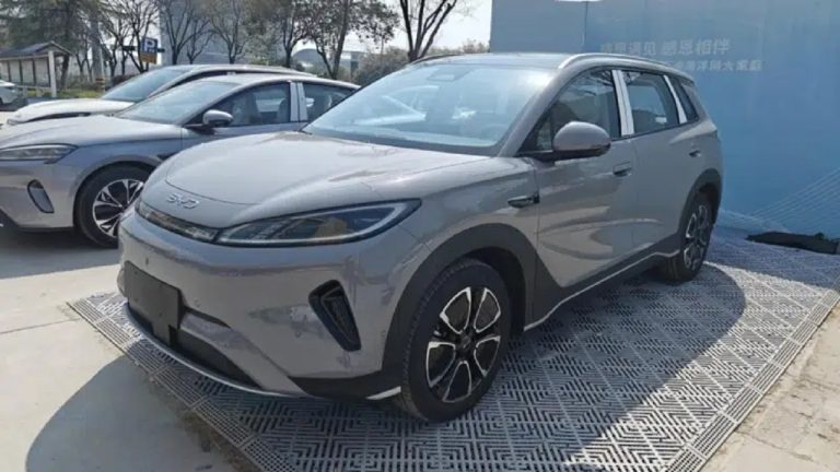 BYD Sealion 05 DM-i estreia na China com até 305 km de autonomia elétrica