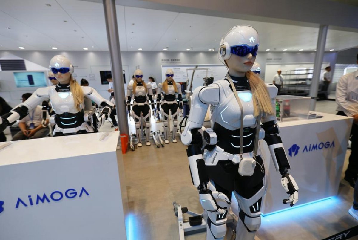 Chery aposta no futuro e lança robô humanoide para o público geral