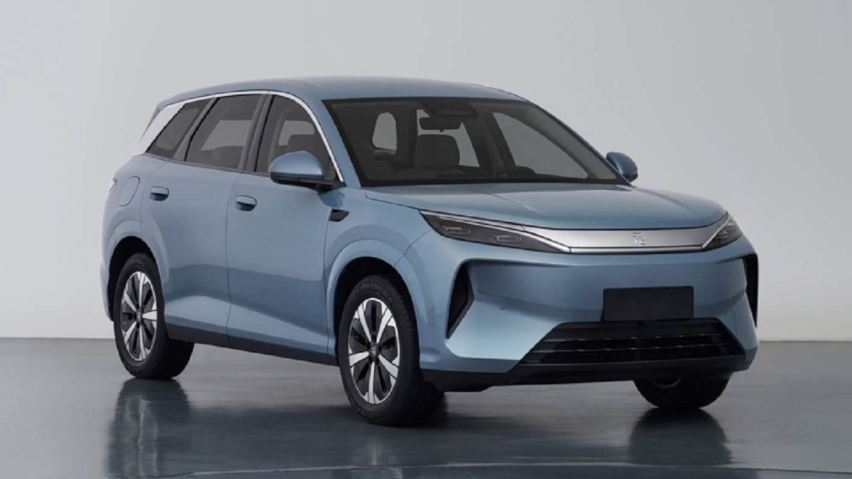 Novo BYD Yuan Plus tem interior revelado antes da estreia oficial em maio