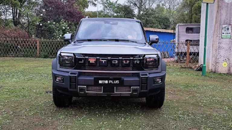 Jetour abre pré-venda do Traveller Plus e do C-DM PHEV com multimídia de 15,6” na China