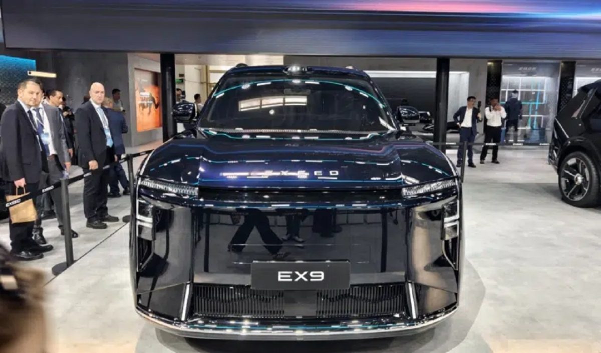 Chery revela o Exeed EX9 em Pequim e coloca o SUV premium frente a frente com o Zeekr 9X