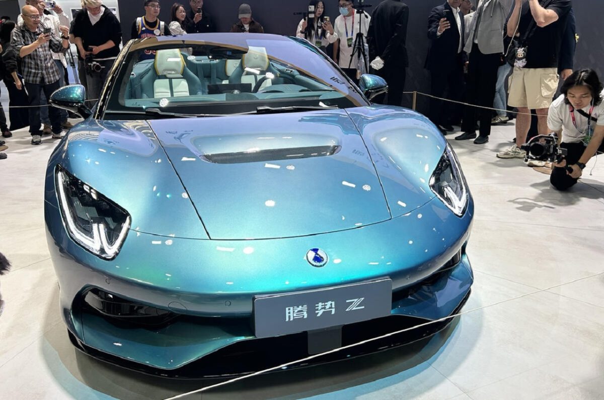 Denza revela Z Convertible de quatro lugares e 1.000 cv