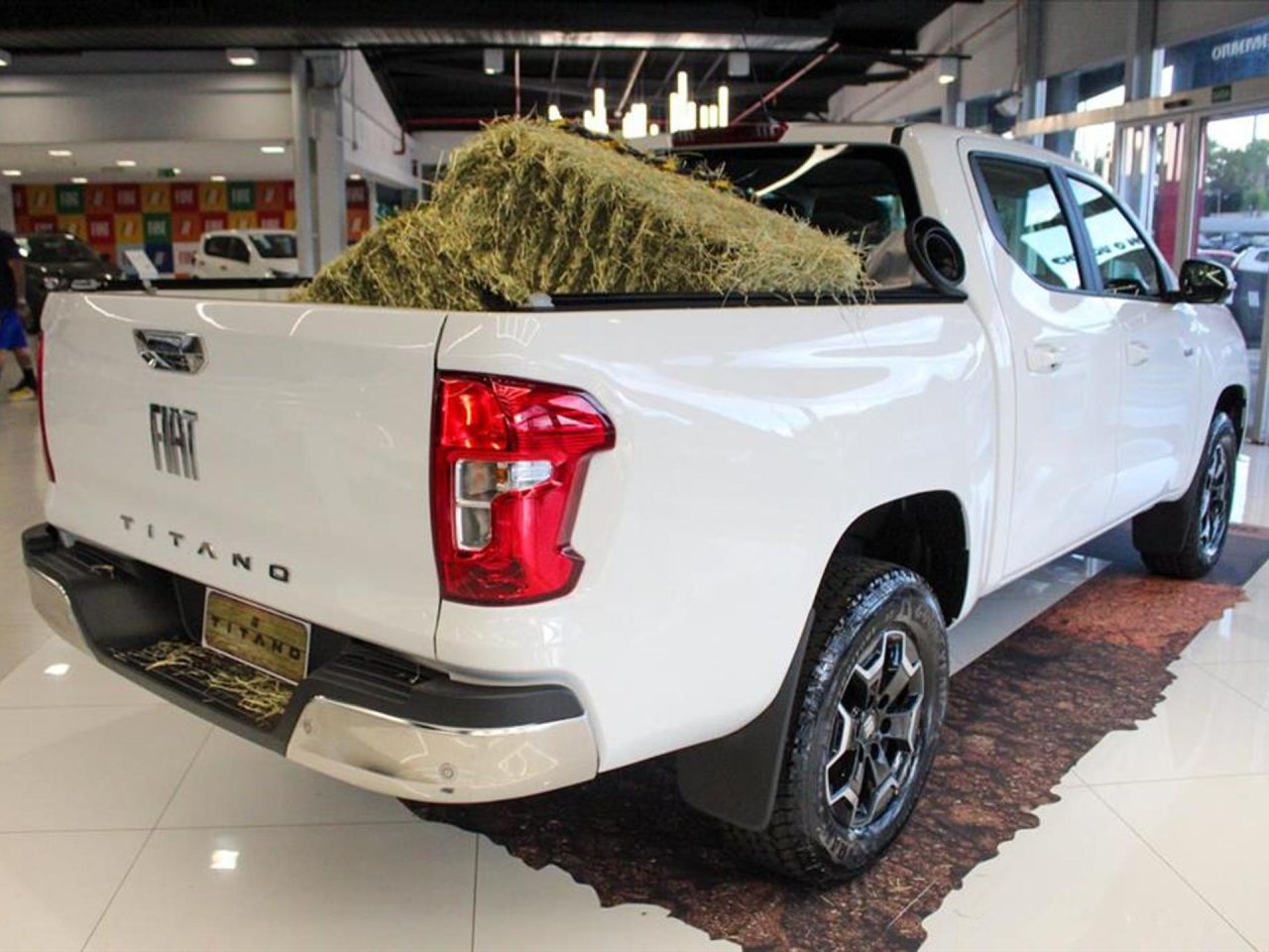 Fiat libera até R$ 44.000,00 de desconto na Titano Volcano para CNPJ em abril