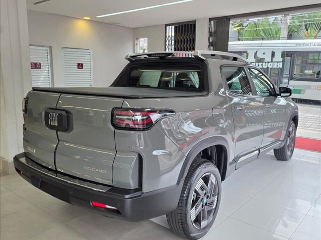 Fiat Toro Volcano Diesel ganha desconto de R$ 38.500,00 para CNPJ em abril