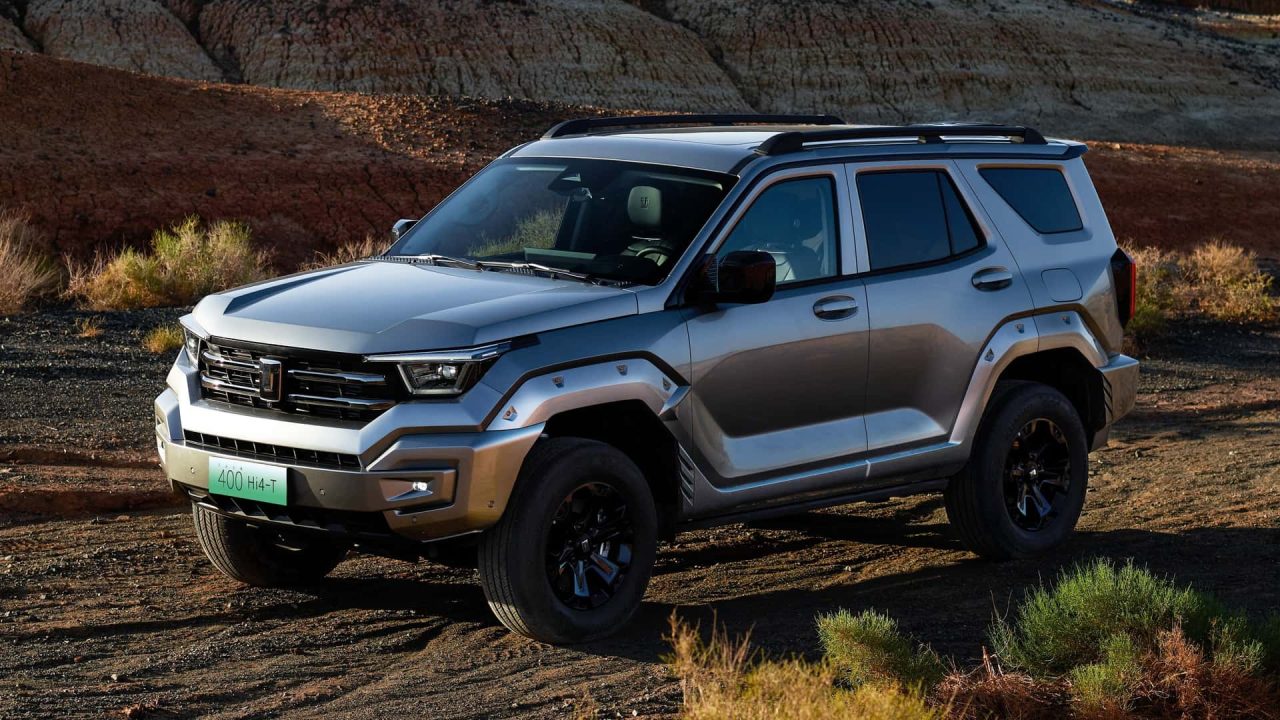 GWM confirma chegada do Tank 400 e do Haval H7 ao Brasil em 2026