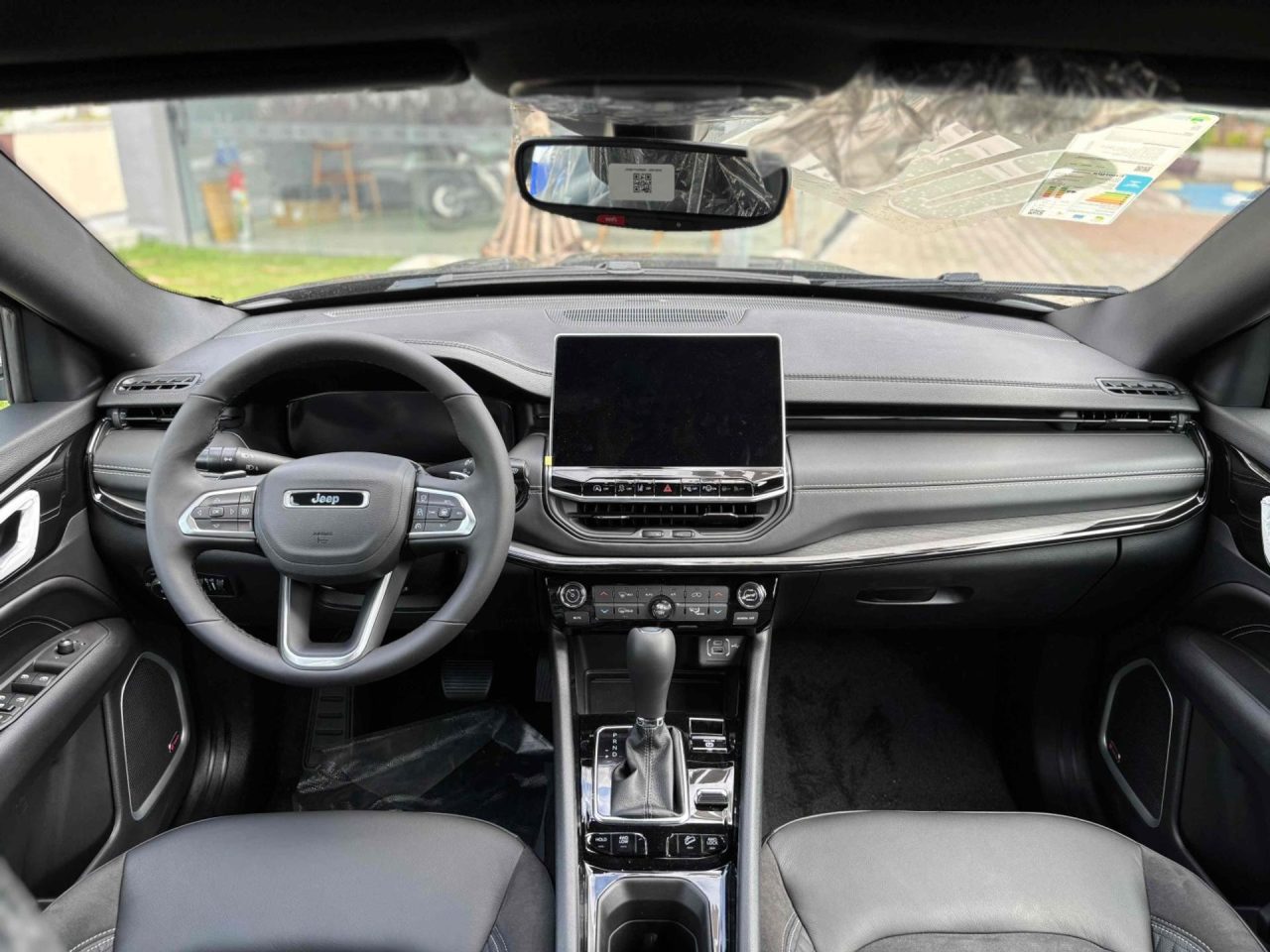 Jeep libera R$ 36.244,78 de desconto no Compass Sport para PcD em abril