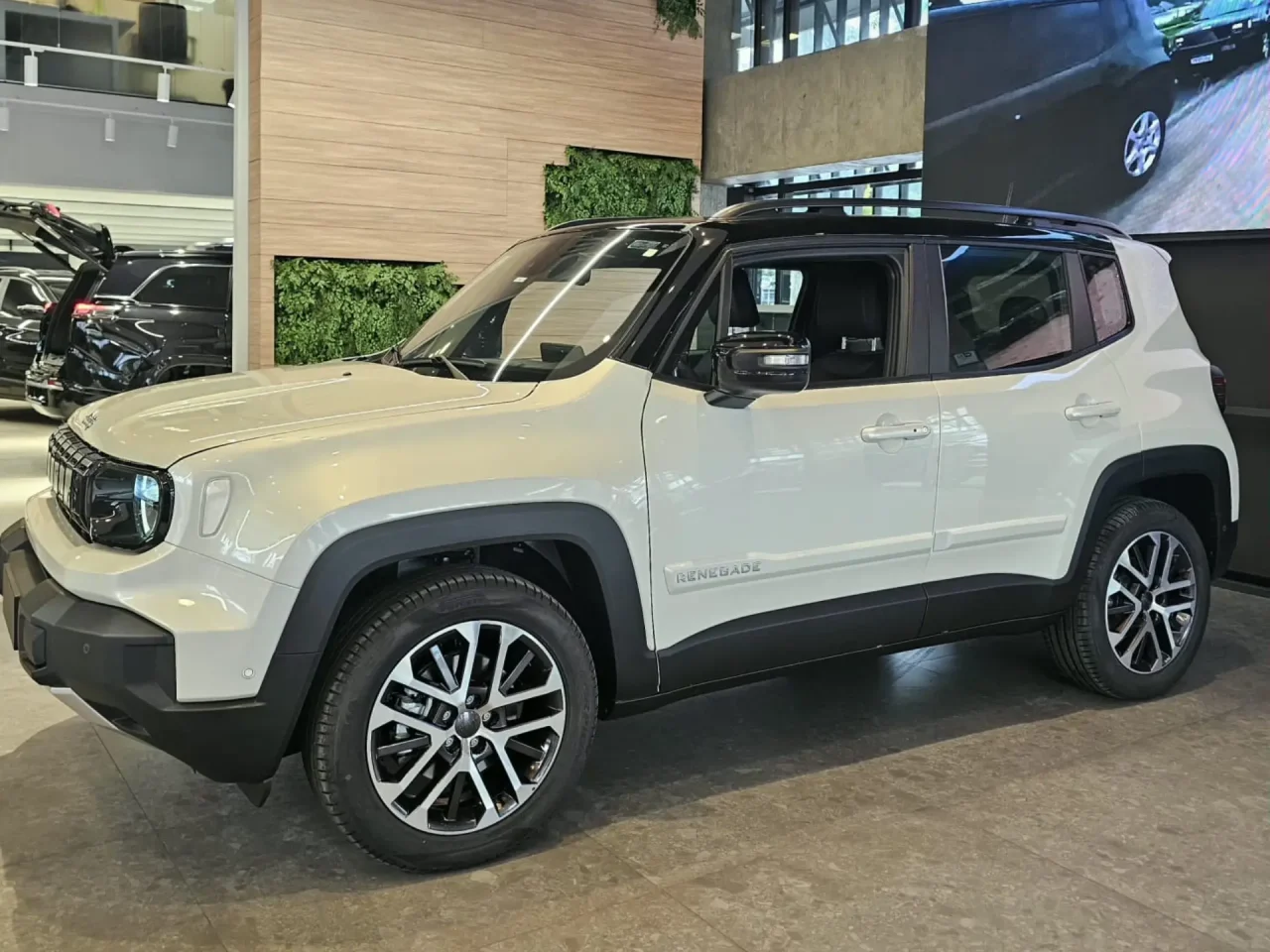 Renegade Sahara MHEV 2027 ganha desconto de R$ 19 mil para PcD em abril