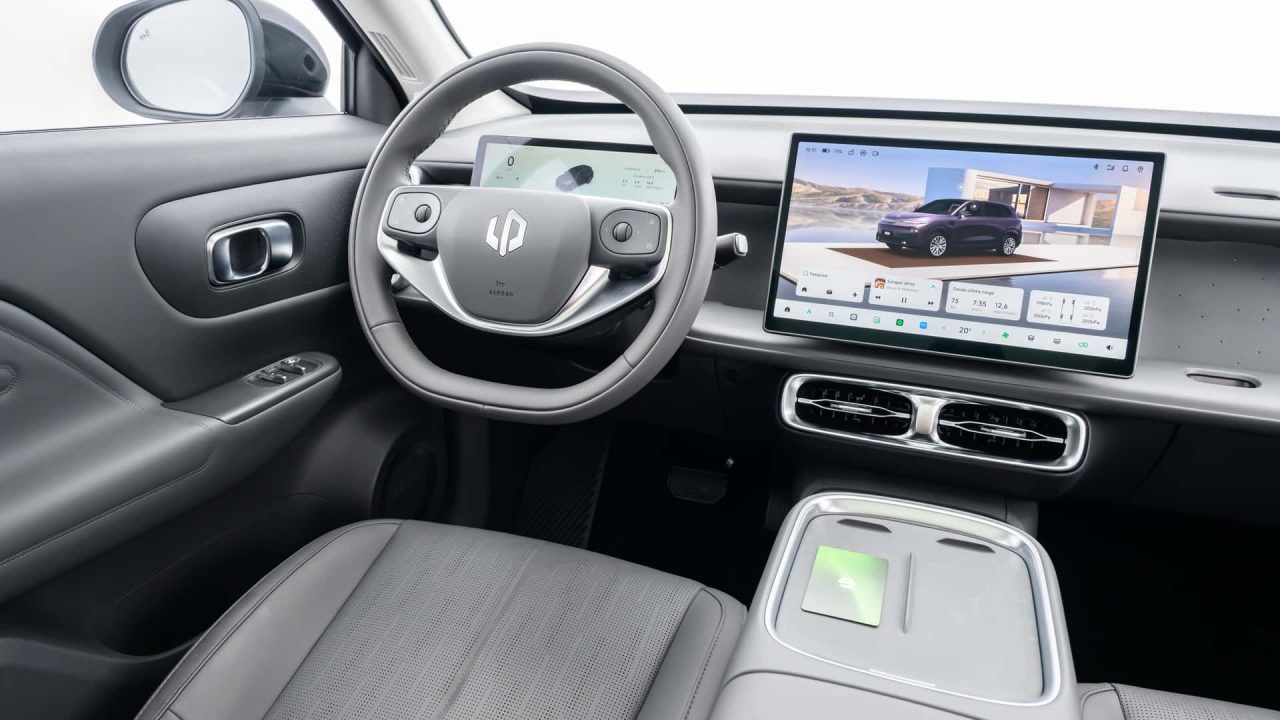 Primeiras impressões: Leapmotor B10 alia qualidade e ajuste da Stellantis para encarar rivais