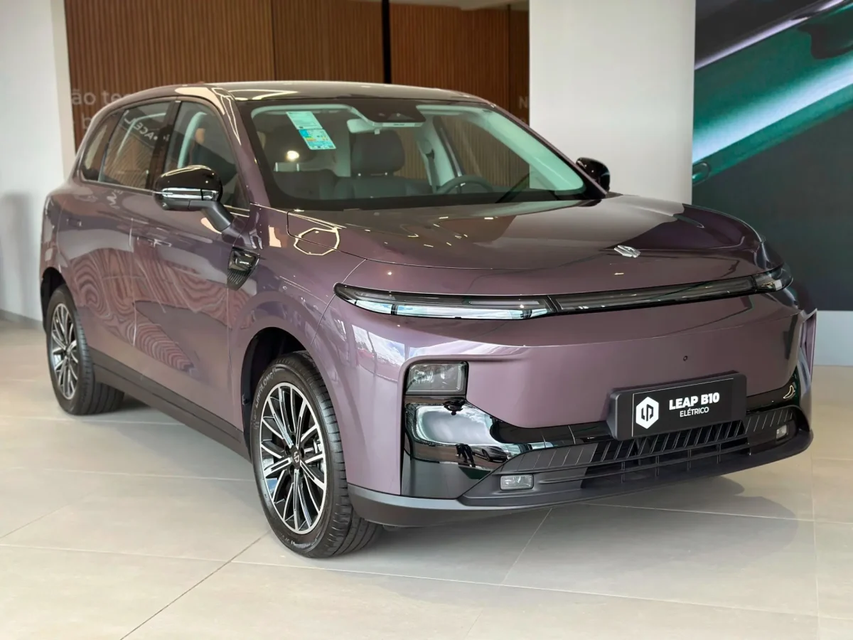 Leapmotor dá R$ 21.600,00 de desconto no SUV B10 para PcD em abril