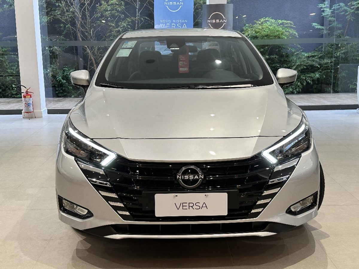 Nissan Versa Exclusive ganha desconto de R$ 21.700,00 para PcD em abril