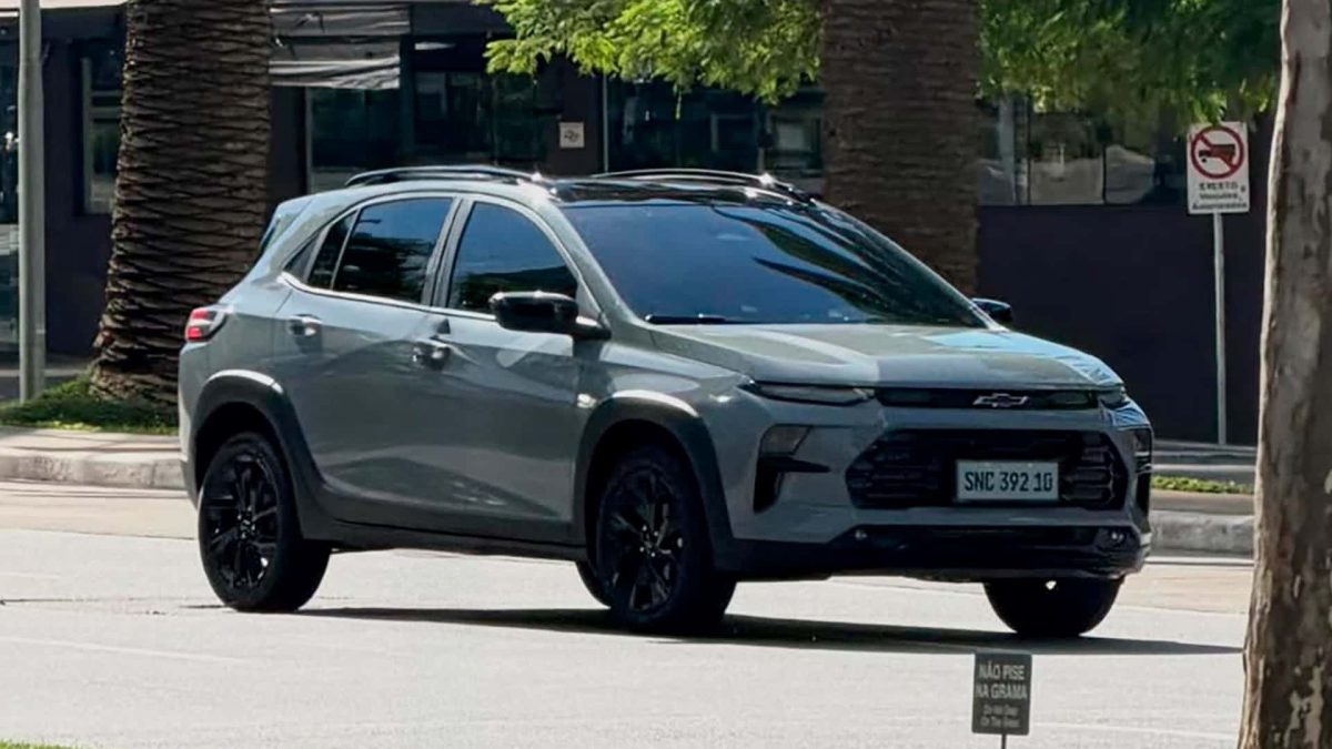 Novo Chevrolet Sonic 2027 estreia no Brasil nos próximos dias; saiba o que esperar