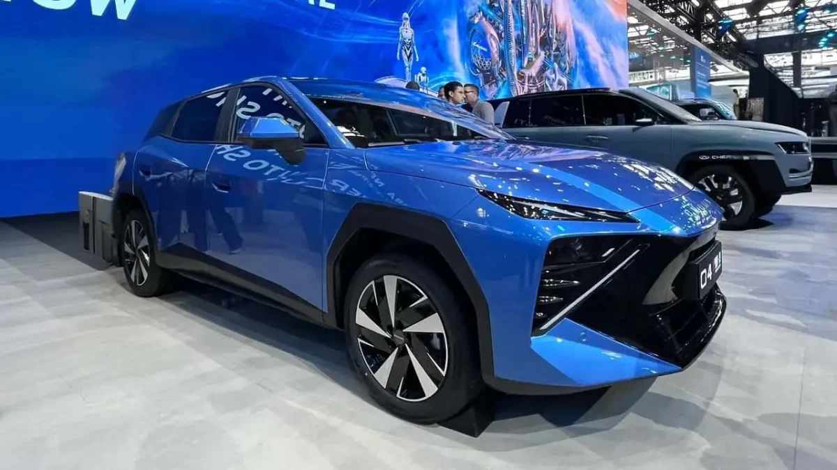 Novo Omoda 4 surge em Pequim e chega ao Brasil ainda este ano