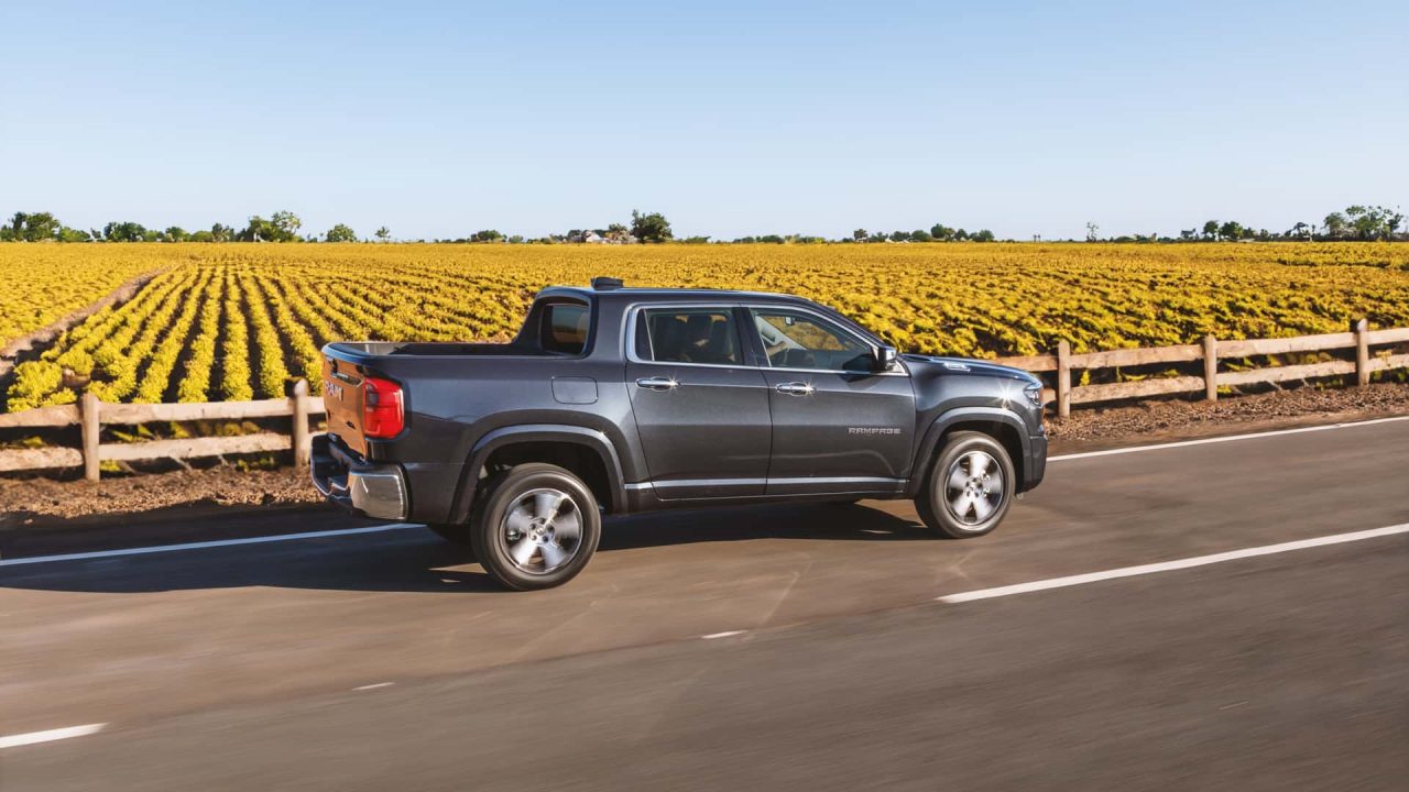 Ram Rampage Laramie 2.0 Flex 2027 sai com mais de R$ 20 mil de desconto para CNPJ