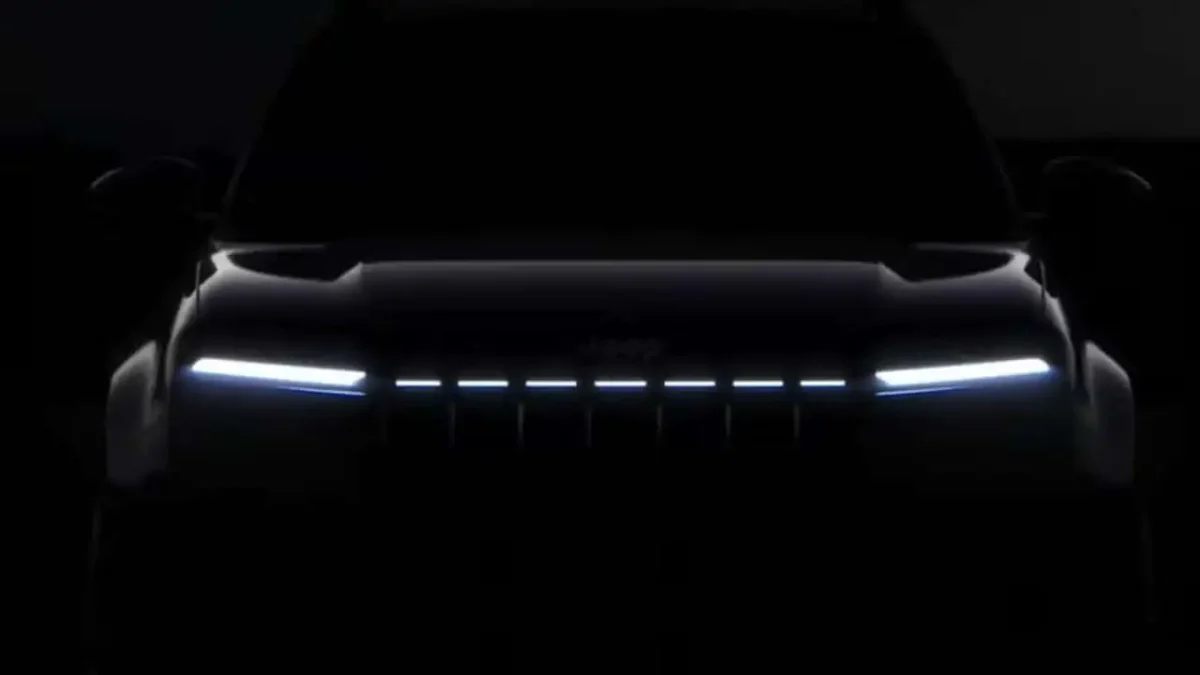 Jeep Avenger chegará com grade iluminada para enfrentar Fastback, Nivus e Sonic