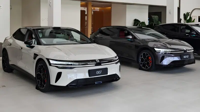 Zeekr abre pré-venda dos 7 GT e 007 na China com até 905 km de autonomia