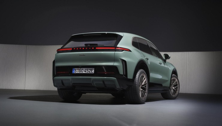 Novo Porsche Cayenne Electric aposta em até 1.156 cv para enfrentar rivais no Brasil