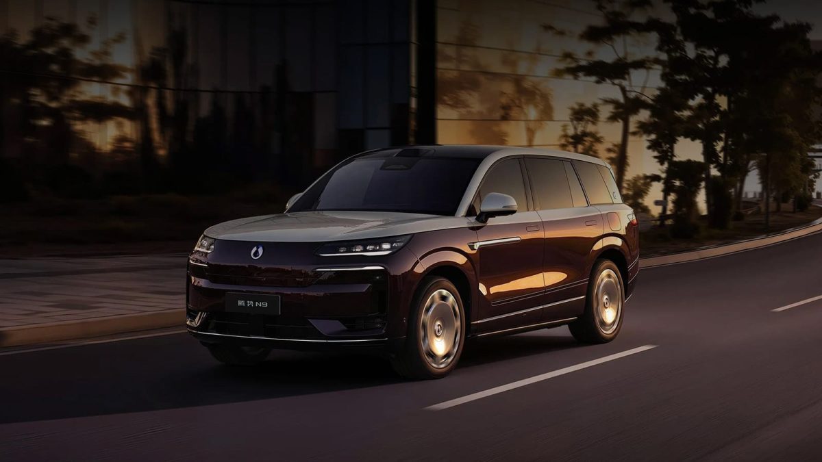 Novo BYD Denza N9 chega com carregamento ultrarrápido na China