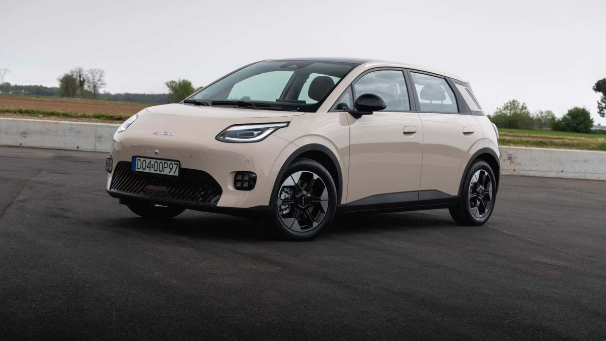 Conhecemos o novo GAC Aion UT: elétrico chinês surpreende