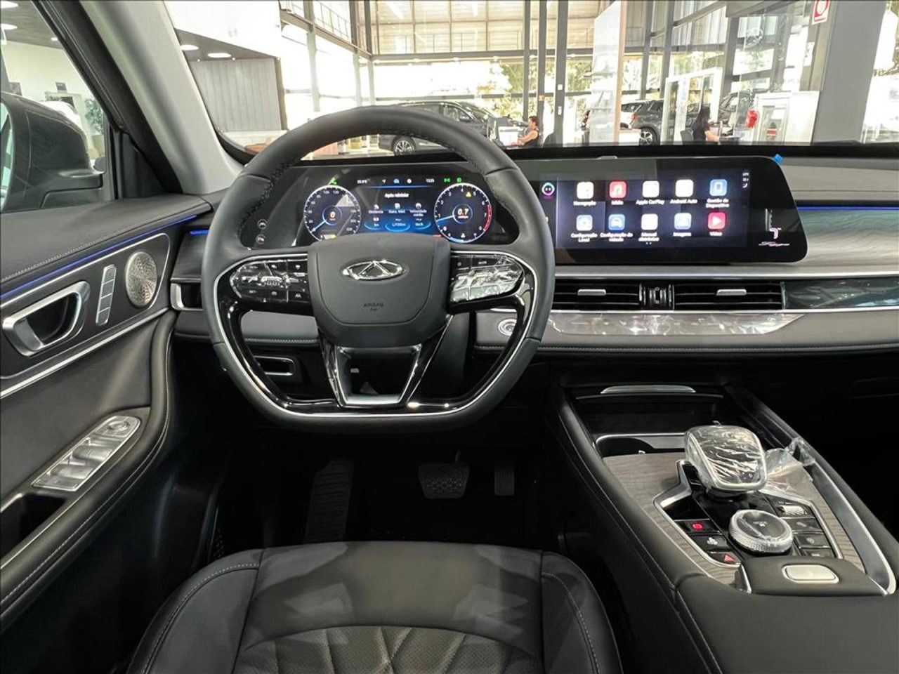 Leapmotor C10 encara Caoa Chery Tiggo 8 Pro: qual SUV vale mais pelo que entrega?