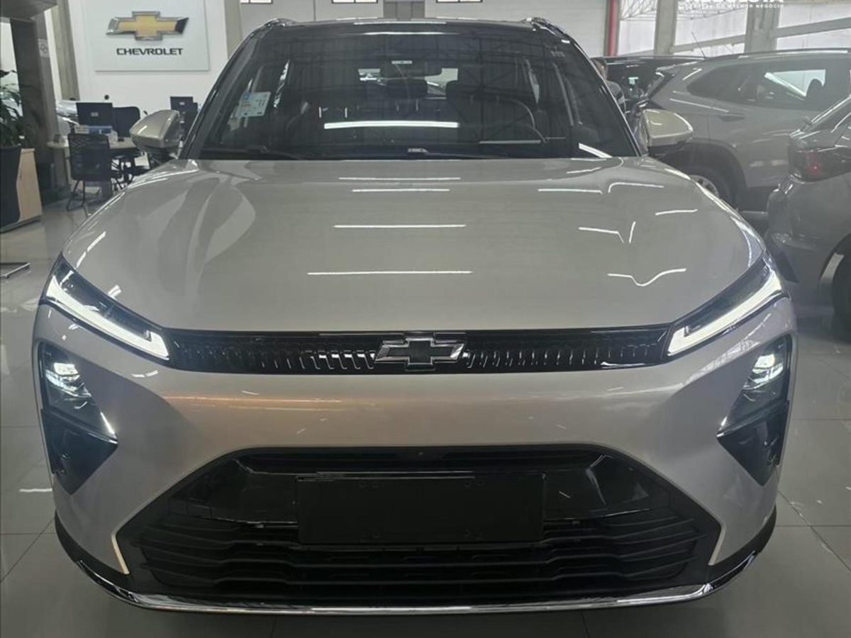Testamos o Chevrolet Captiva EV: SUV elétrico vale a pena?